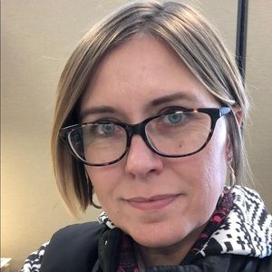 Meet your Posher, Christi